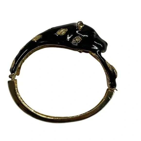 Vintage Black and Gold Enameled Panther Leopard Hinged Closure Bangle Bracelet - Picture 2 of 12